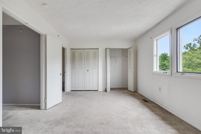 4668 WINTERBERRY LN, Oxon Hill, MD 20745