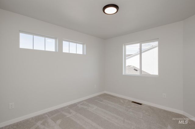 2936 E Mossy Creek Dr, Kuna, ID 83634