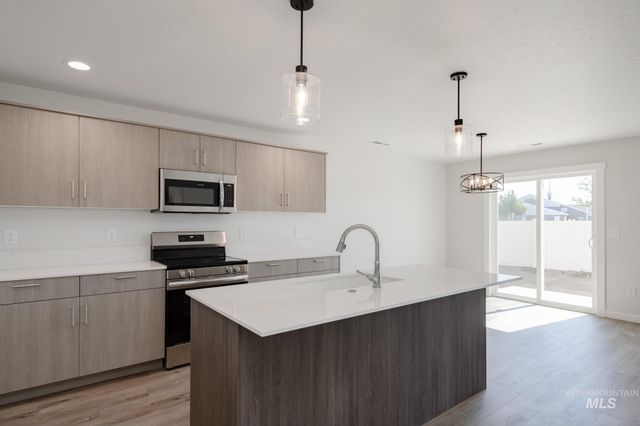 2936 E Mossy Creek Dr, Kuna, ID 83634