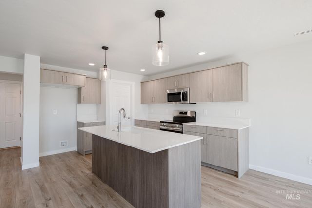 2936 E Mossy Creek Dr, Kuna, ID 83634