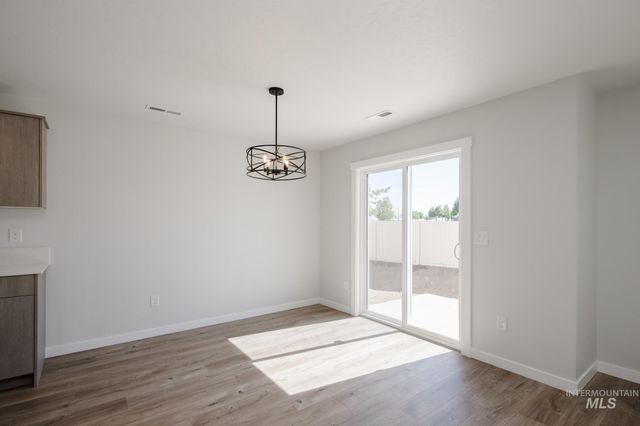 2936 E Mossy Creek Dr, Kuna, ID 83634