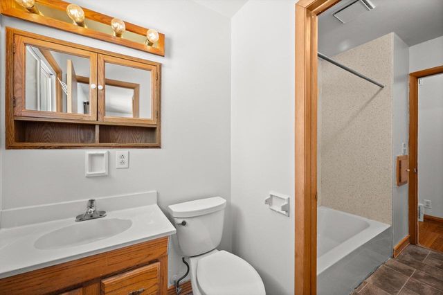 1790 Spruce COURT, South Milwaukee, WI 53172