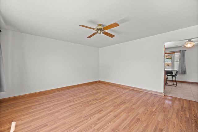 1790 Spruce COURT, South Milwaukee, WI 53172