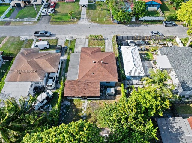 2410 Jackson Street, Hollywood, FL 33020