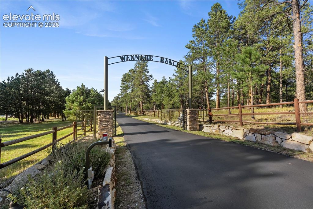 12155 SPINE CREEK Place, Colorado Springs, CO 80908 — photo 2