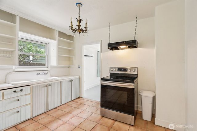 3513 SW 97th Street, Seattle, WA 98126