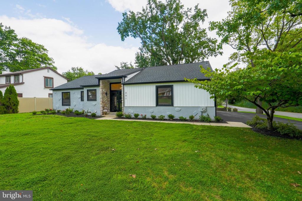 501 FLORA CIR, SPRINGFIELD, PA 19064 — photo 5