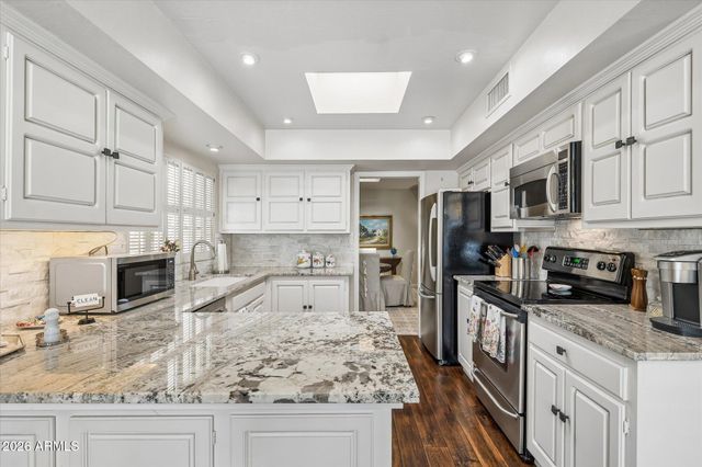 4334 N 40th Street, Phoenix, AZ 85018