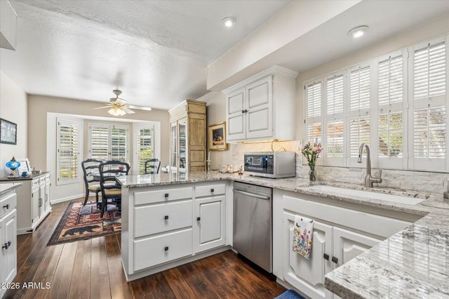 4334 N 40th Street, Phoenix, AZ 85018