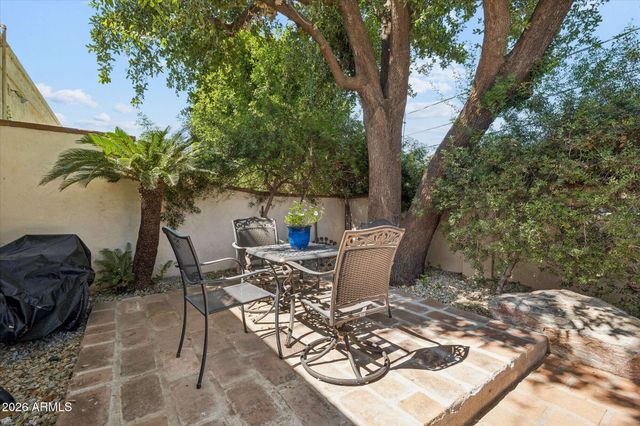 4334 N 40th Street, Phoenix, AZ 85018