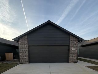 5023 N Fairmount Ave, Wichita, KS 67220