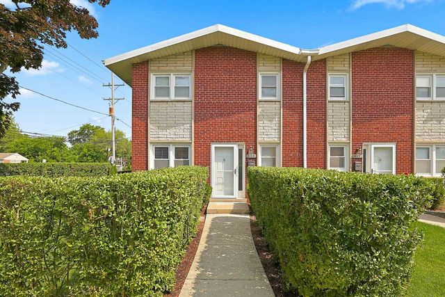 630 HIBBARD Road, Wilmette, IL 60091