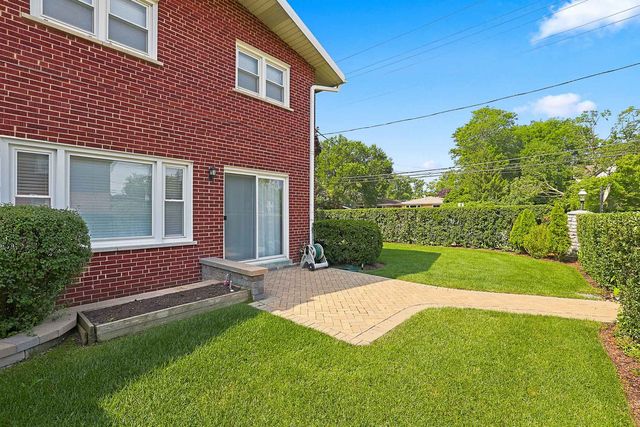630 HIBBARD Road, Wilmette, IL 60091
