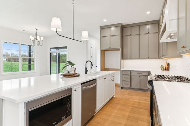 601 Mary Alice Drive, Smyrna, TN 37167