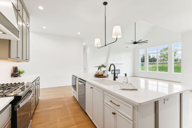 601 Mary Alice Drive, Smyrna, TN 37167