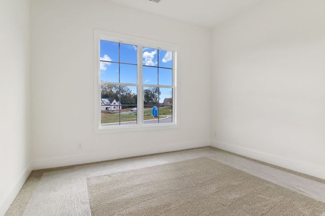 601 Mary Alice Drive, Smyrna, TN 37167