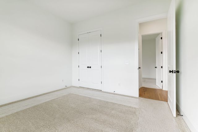 601 Mary Alice Drive, Smyrna, TN 37167