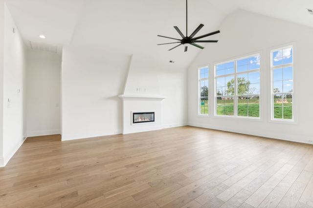 601 Mary Alice Drive, Smyrna, TN 37167