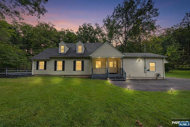 45B Old Mill Road, Chester Borough, NJ 07930