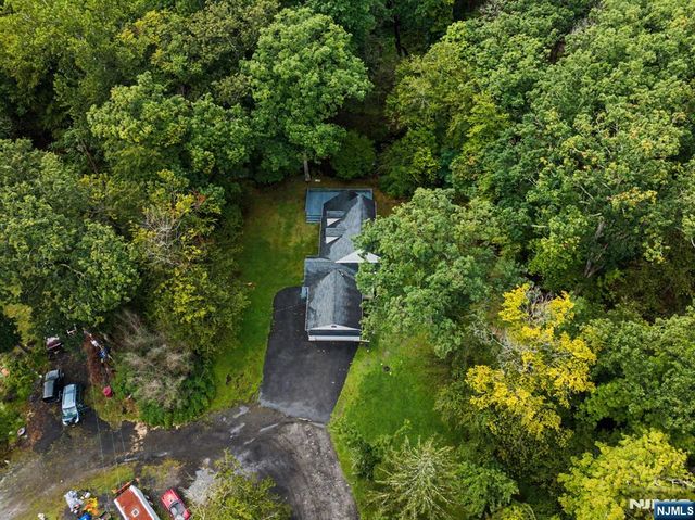 45B Old Mill Road, Chester Borough, NJ 07930