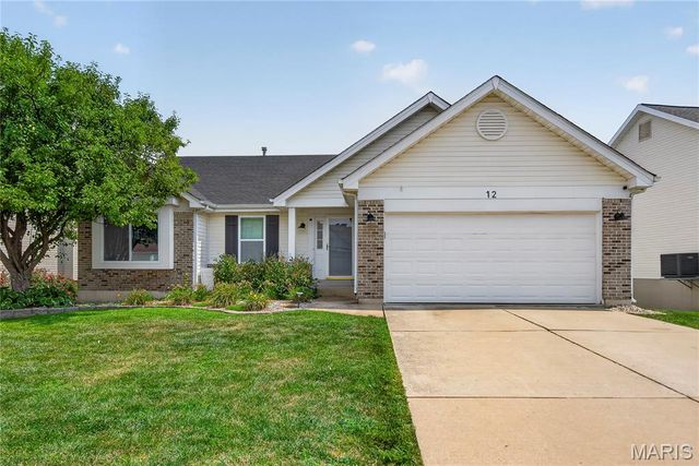 12 Constable Court, St Peters, MO 63376