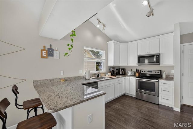12 Constable Court, St Peters, MO 63376