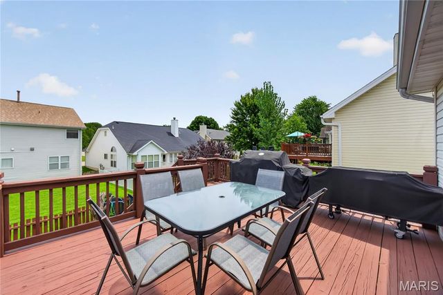 12 Constable Court, St Peters, MO 63376