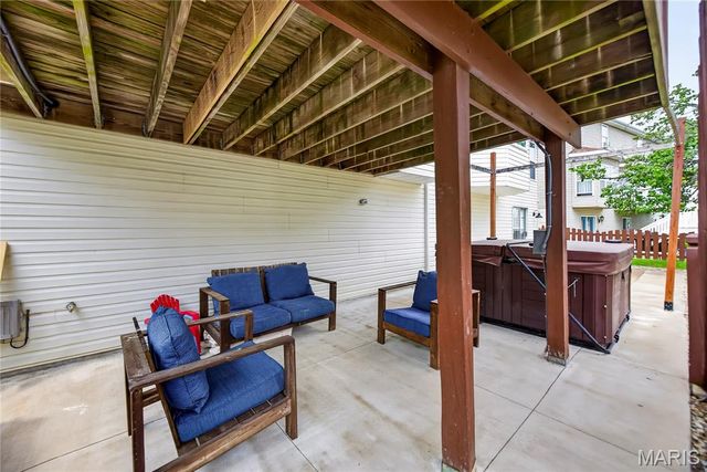 12 Constable Court, St Peters, MO 63376