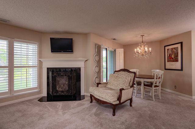 6155 Chasewood Parkway 201, Minnetonka, MN 55343