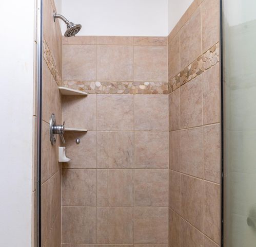 6155 Chasewood Parkway 201, Minnetonka, MN 55343