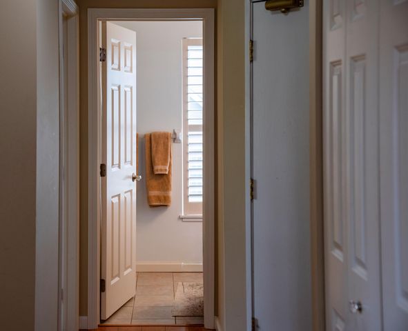 6155 Chasewood Parkway 201, Minnetonka, MN 55343