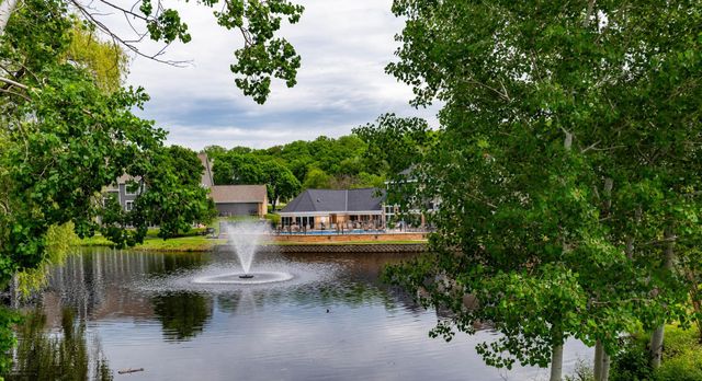 6155 Chasewood Parkway 201, Minnetonka, MN 55343
