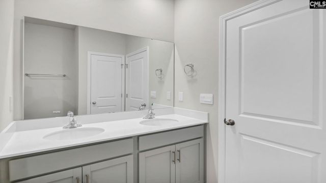 589 Edgetree Drive, Hopkins, SC 29061