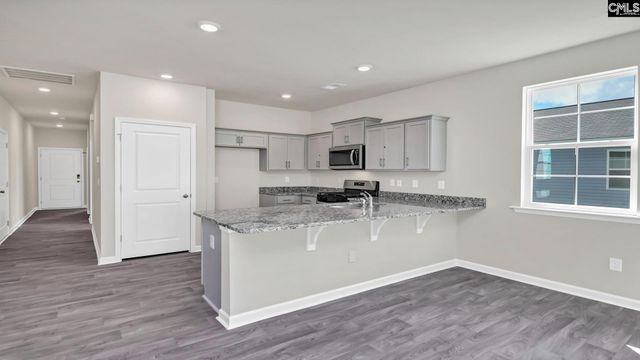589 Edgetree Drive, Hopkins, SC 29061