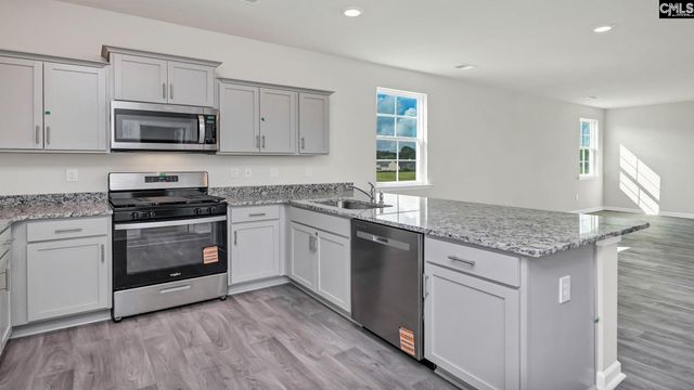 589 Edgetree Drive, Hopkins, SC 29061