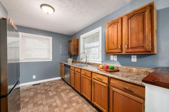 66 Joy Avenue, Delaware, OH 43015