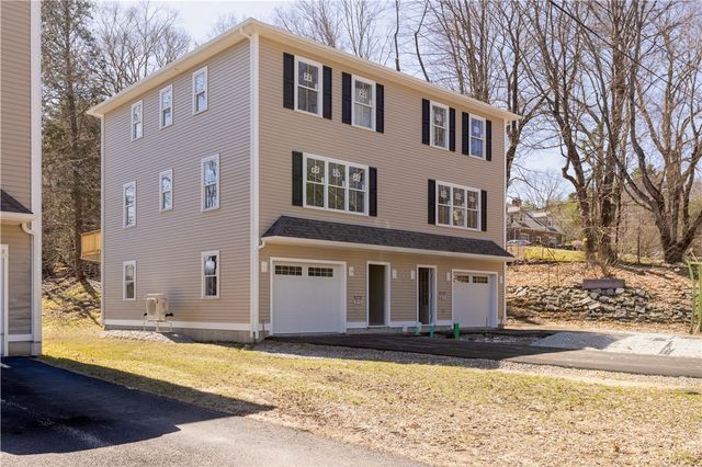 40 Farnum Pike 4, Smithfield, RI 02917
