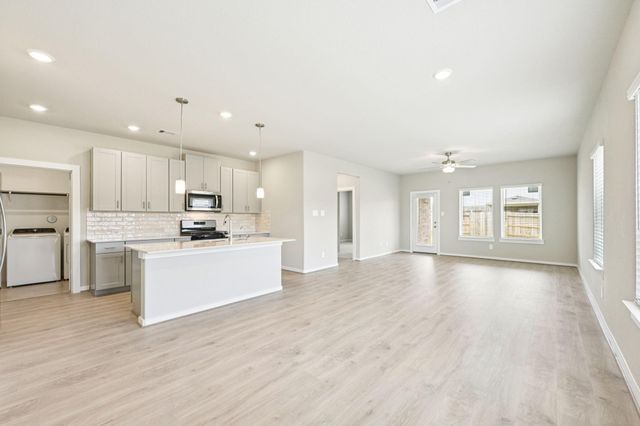 18742 Timber Glen Drive, Montgomery, TX 77316