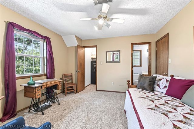 2704 Cedar Valley Drive, Greenwood, AR 72936