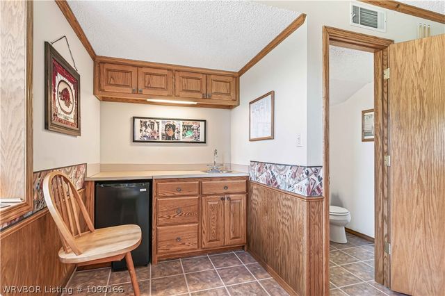 2704 Cedar Valley Drive, Greenwood, AR 72936