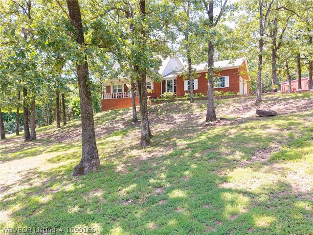 2704 Cedar Valley Drive, Greenwood, AR 72936