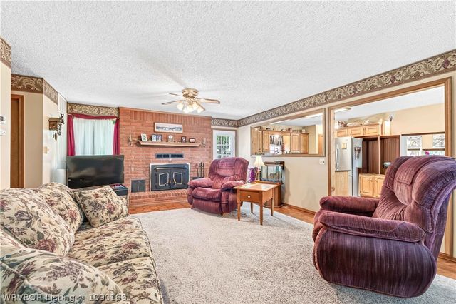 2704 Cedar Valley Drive, Greenwood, AR 72936