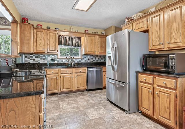 2704 Cedar Valley Drive, Greenwood, AR 72936