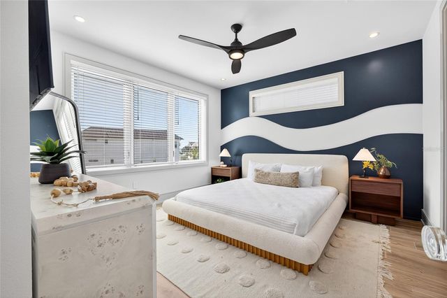 100 12TH STREET N, Bradenton Beach, FL 34217