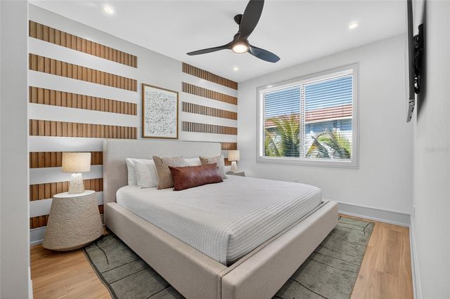 100 12TH STREET N, Bradenton Beach, FL 34217