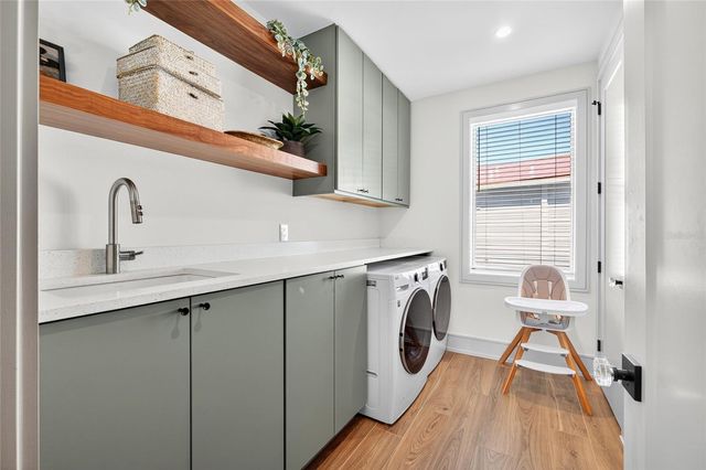 100 12TH STREET N, Bradenton Beach, FL 34217