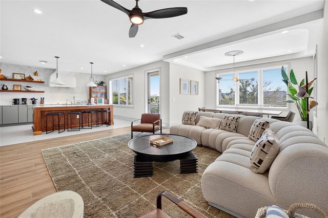 100 12TH STREET N, Bradenton Beach, FL 34217