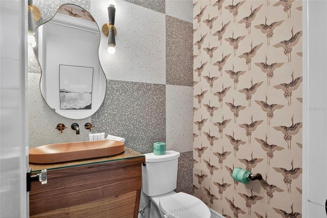 100 12TH STREET N, Bradenton Beach, FL 34217