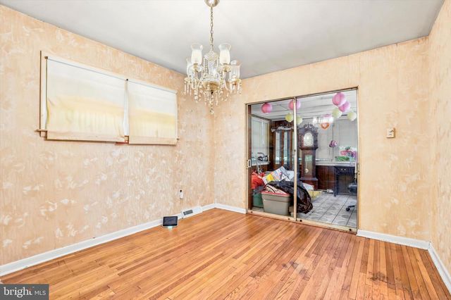 858 HILLDALE RD, Glenside, PA 19038