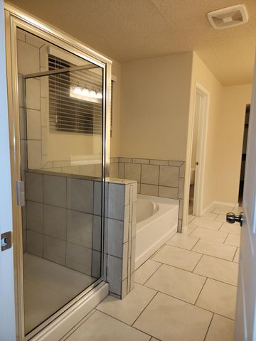 8509 Mock Heather Road NW, Albuquerque, NM 87120